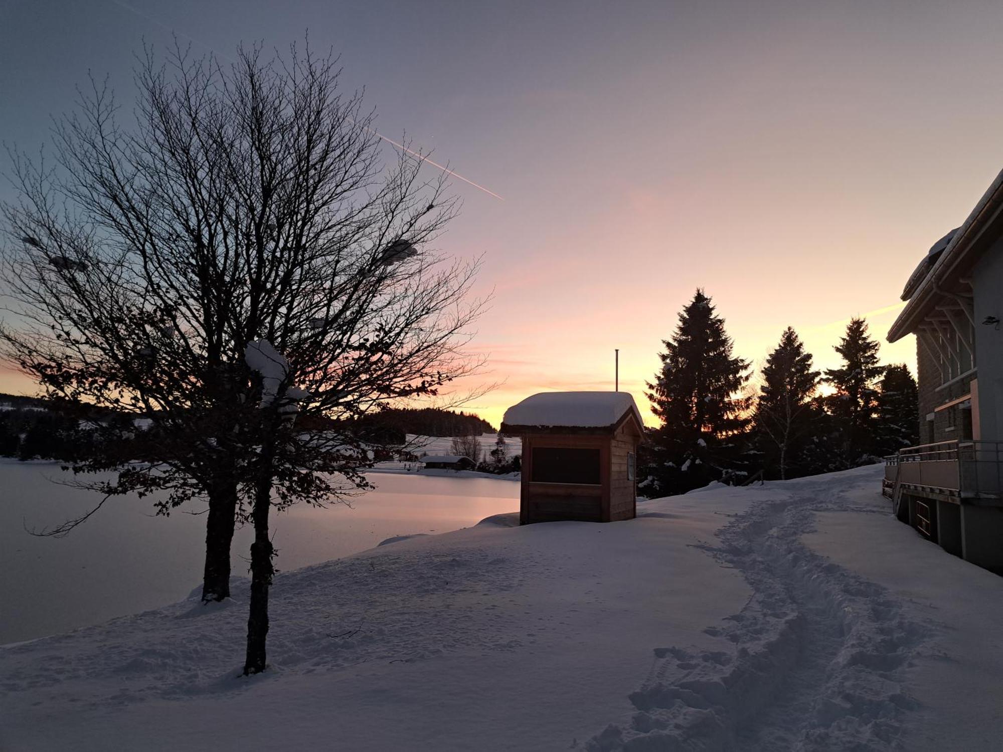 Au Coeur Du Lapidaire Septmoncel-Les-Molunes Zewnętrze zdjęcie